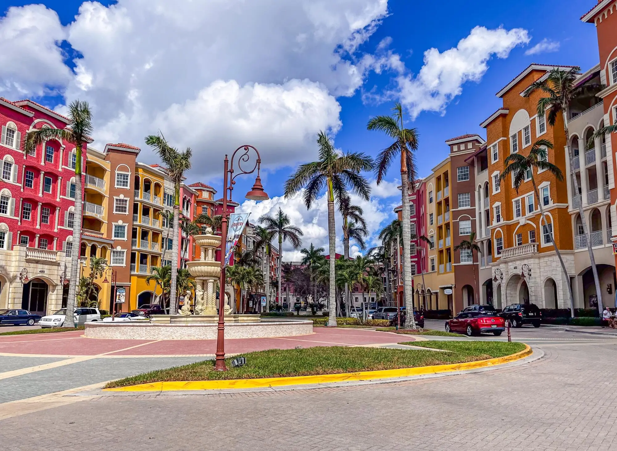 Crafting an Irresistible Vacation Rental Listing Description in Naples, FL